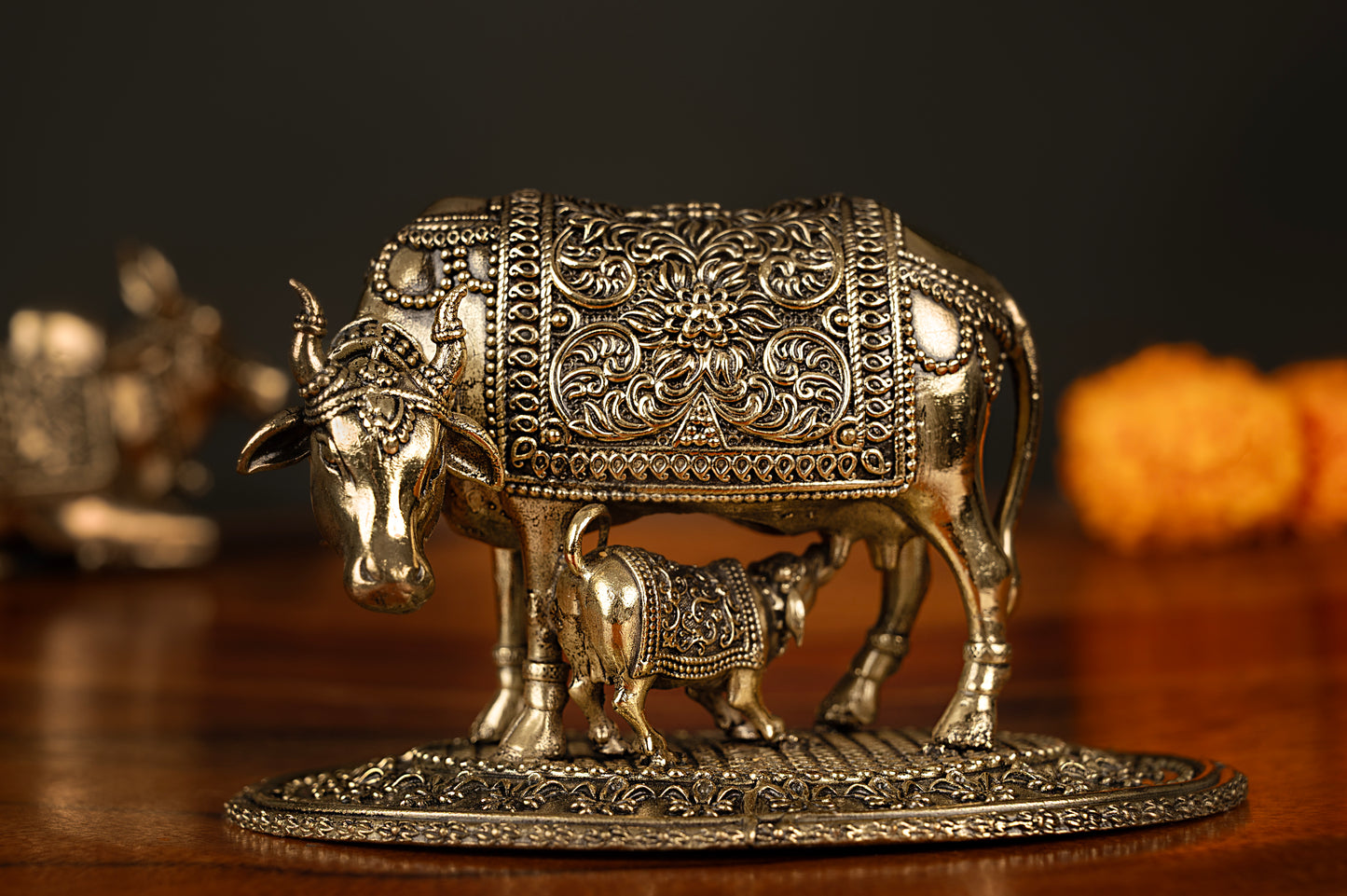 Handcrafted Brass Kamdhenu Cow and Calf Idol – Symbol of Prosperity and Abundance- 3 inches height length 4.5 inch