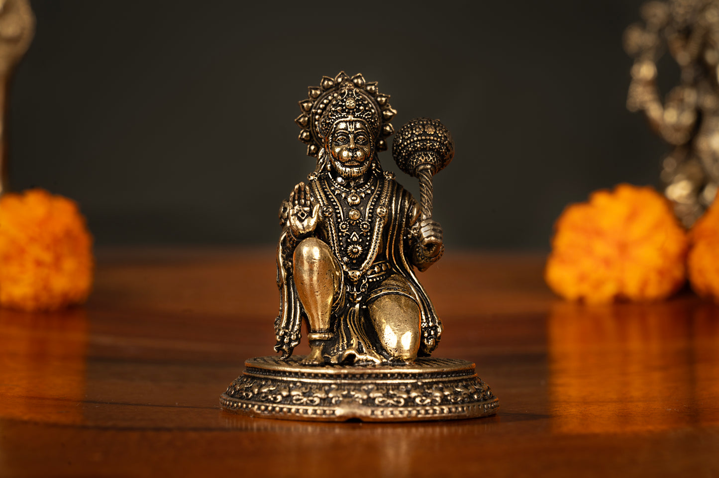 Handcrafted Brass Hanuman Idol – Small Decorative Showpiece (2.5 Inches)