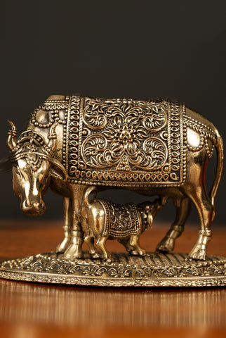 Handcrafted Brass Kamdhenu Cow and Calf Idol – Symbol of Prosperity and Abundance- 3 inches height length 4.5 inch